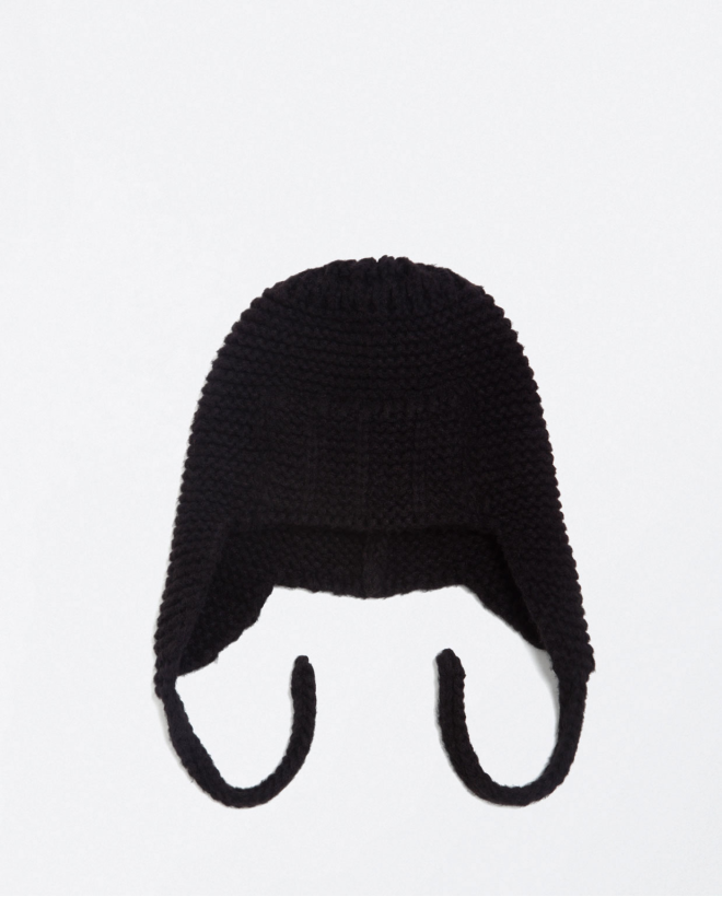 Plain knitted hat with earflaps Black