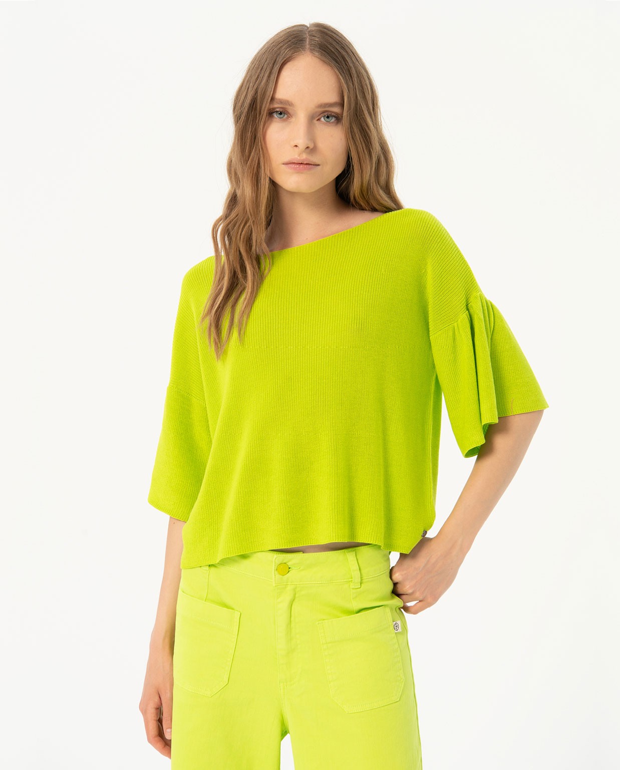 Ruffle sleeve knitted sweater Acid green