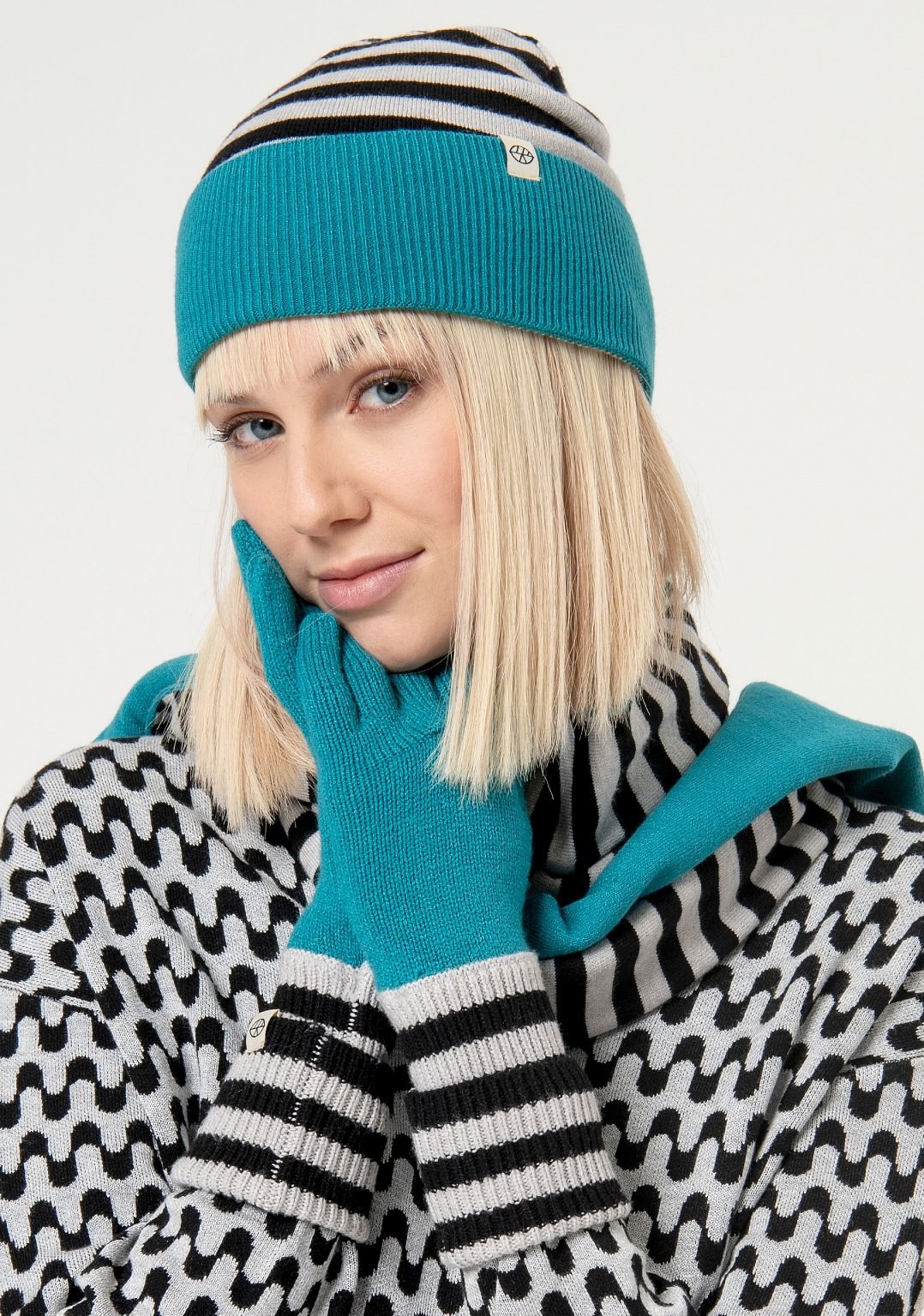 Combination knitted hat Turquoise