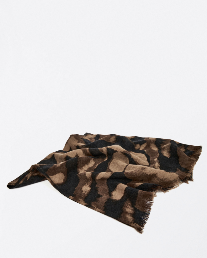 Printed viscose scarf Brown