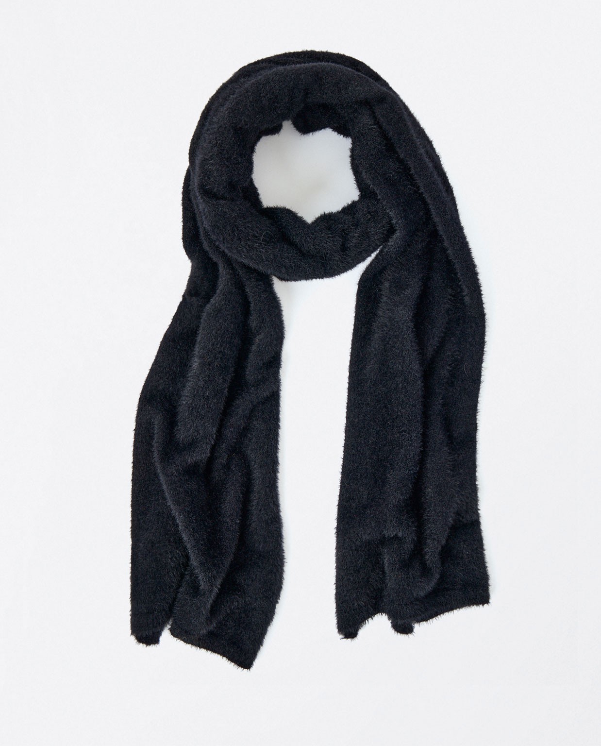 Plain knitted scarf with pile Black