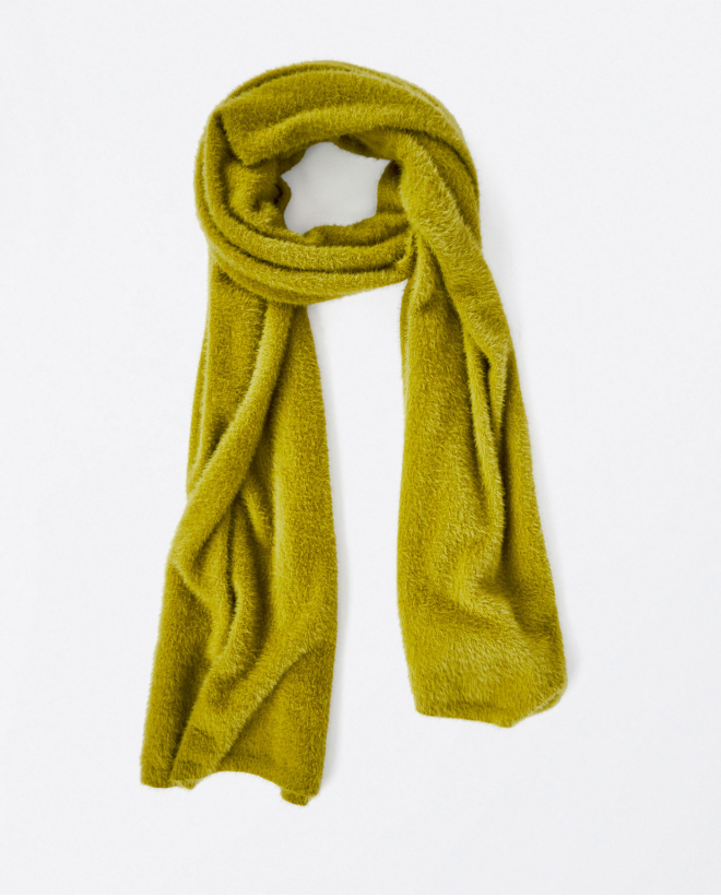 Plain knitted scarf with...