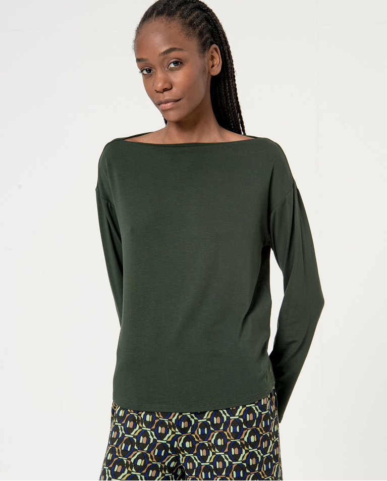 Smooth boat neck long sleeve t-shirt Green