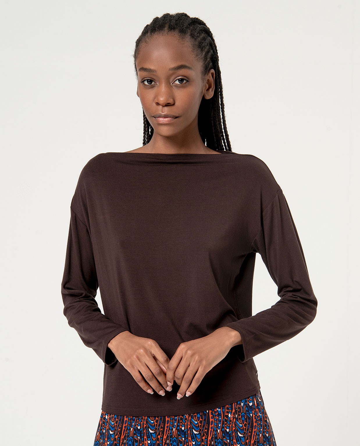 Smooth boat neck long sleeve t-shirt Chocolate