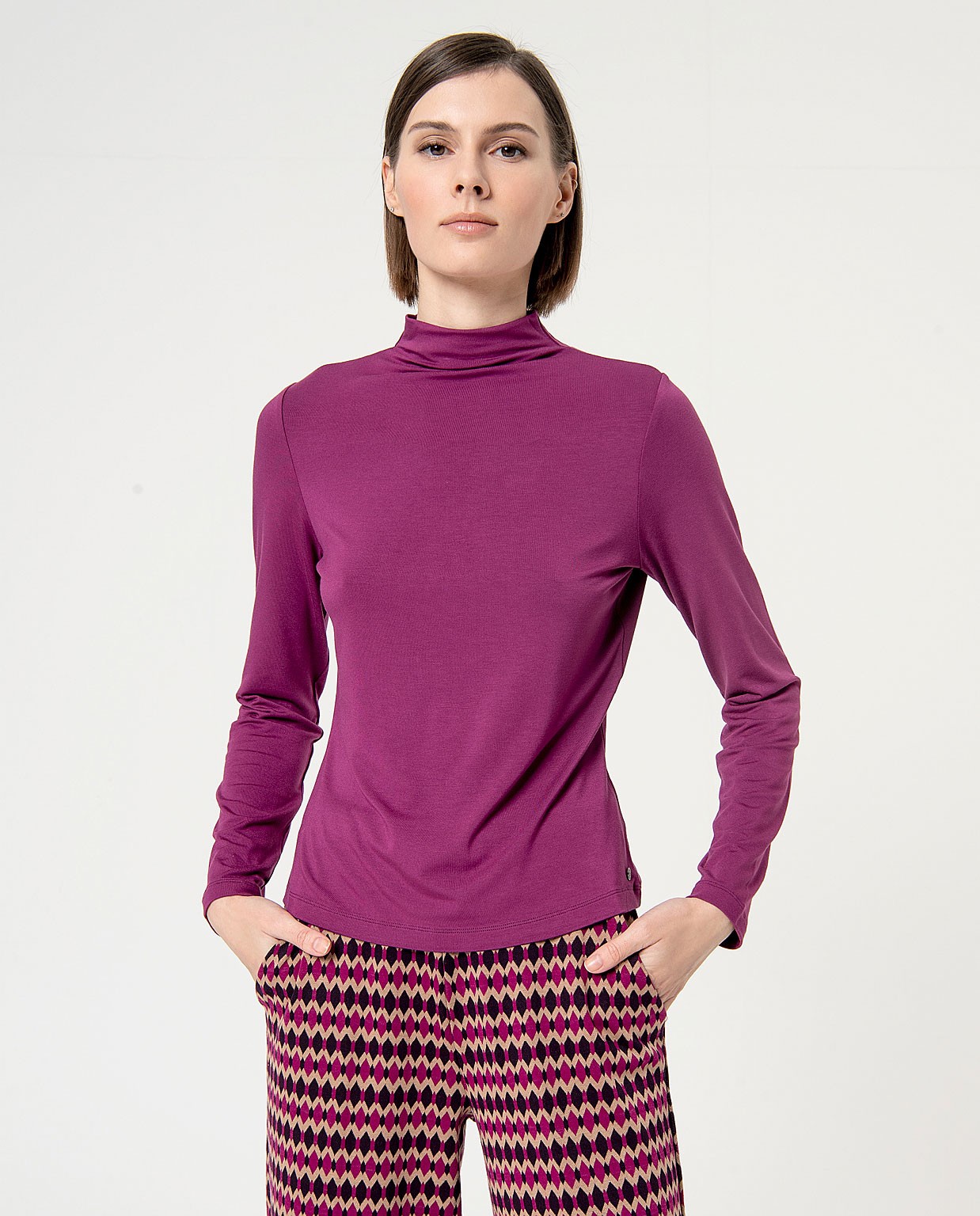 Plain long sleeve t-shirt with perkins collar Purple