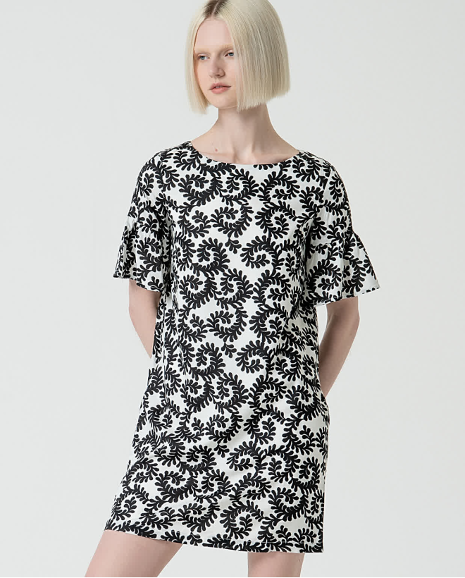 Short and straight printed dress White