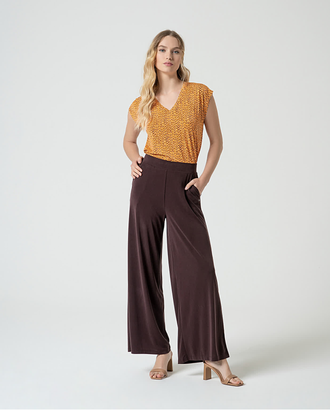 Pantalón largo wide leg elástico Marrón