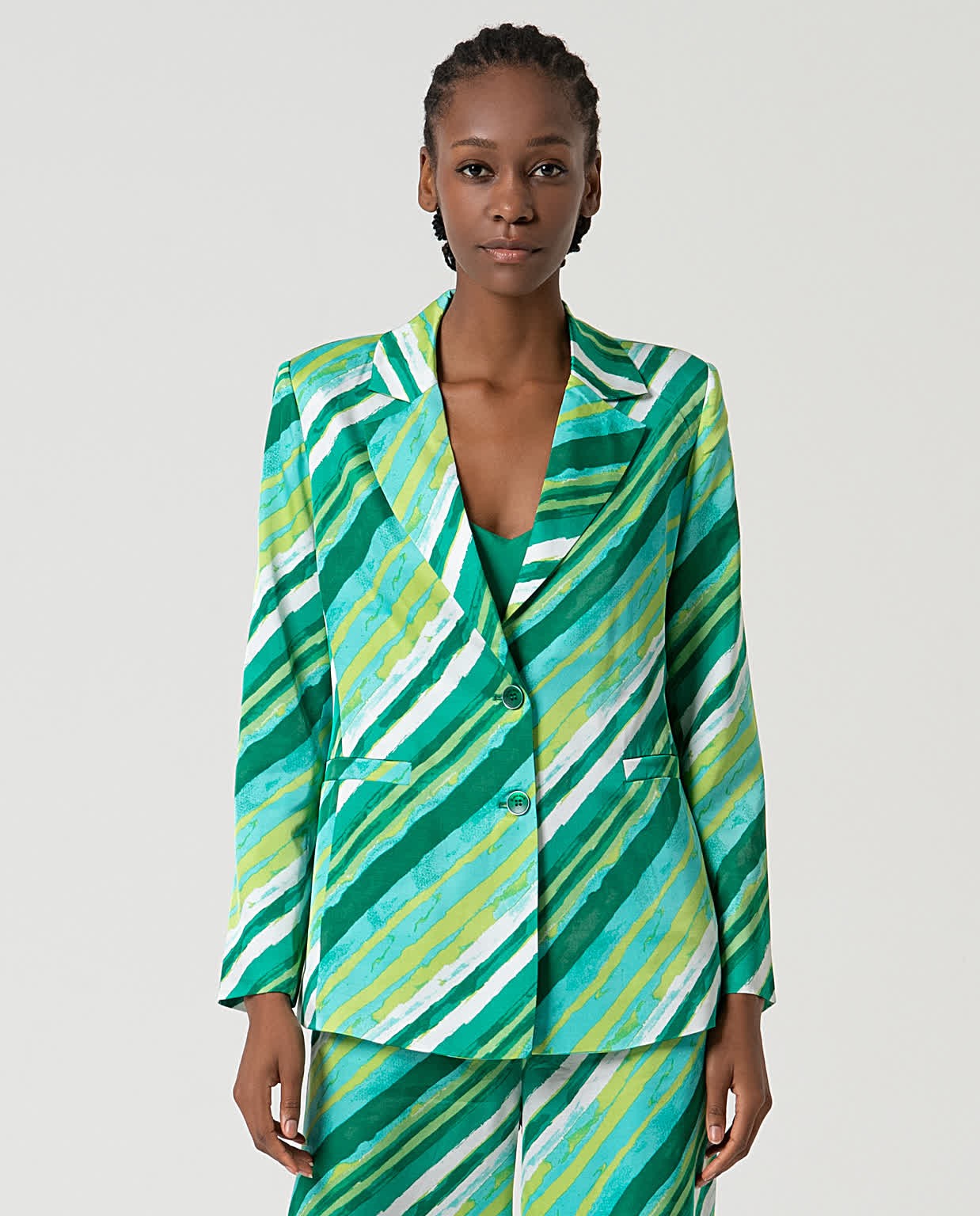Blazer satinada cruzada estampada Verde