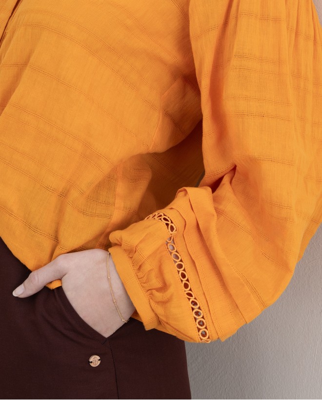 Blusa gola mandarim aberta com mangas bufantes Laranja 2