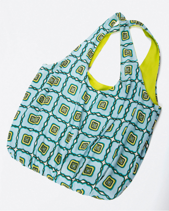 Tote bag with pleats.ed Acid green