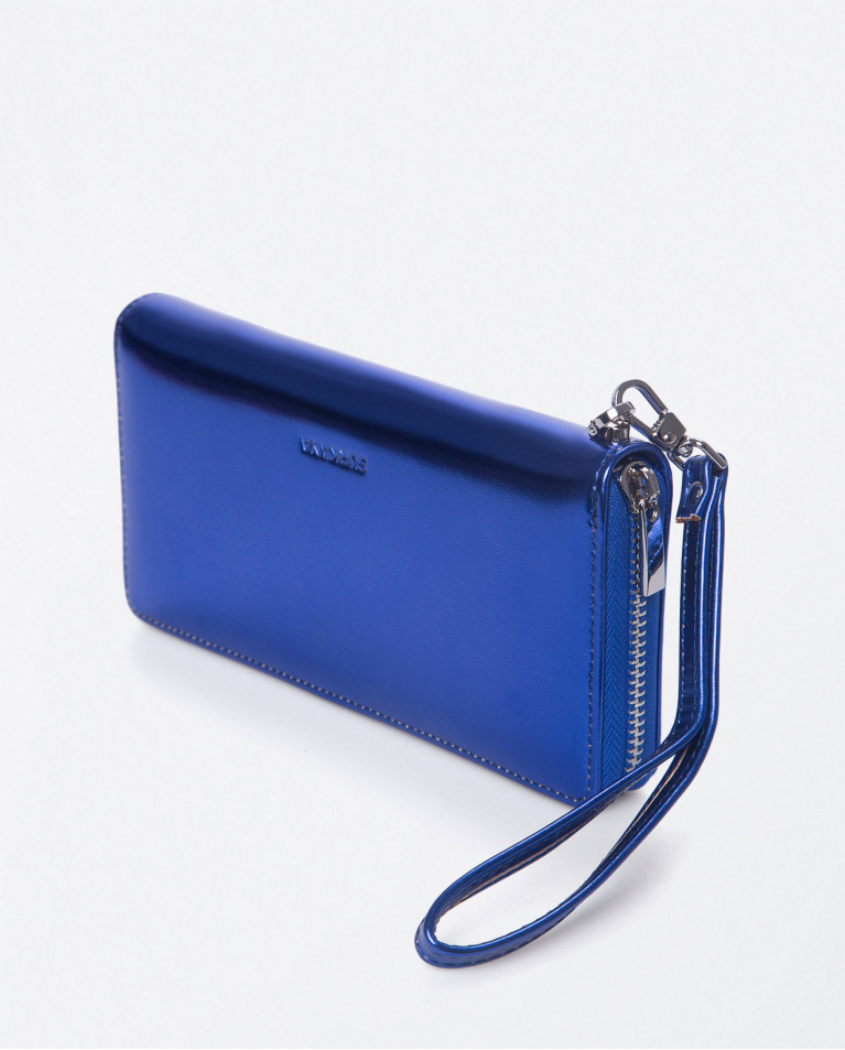 Cartera larga con cremallera. Metalizada Azul
