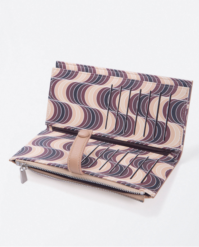 Cartera larga con tarjetero y monedero. Liso Beige