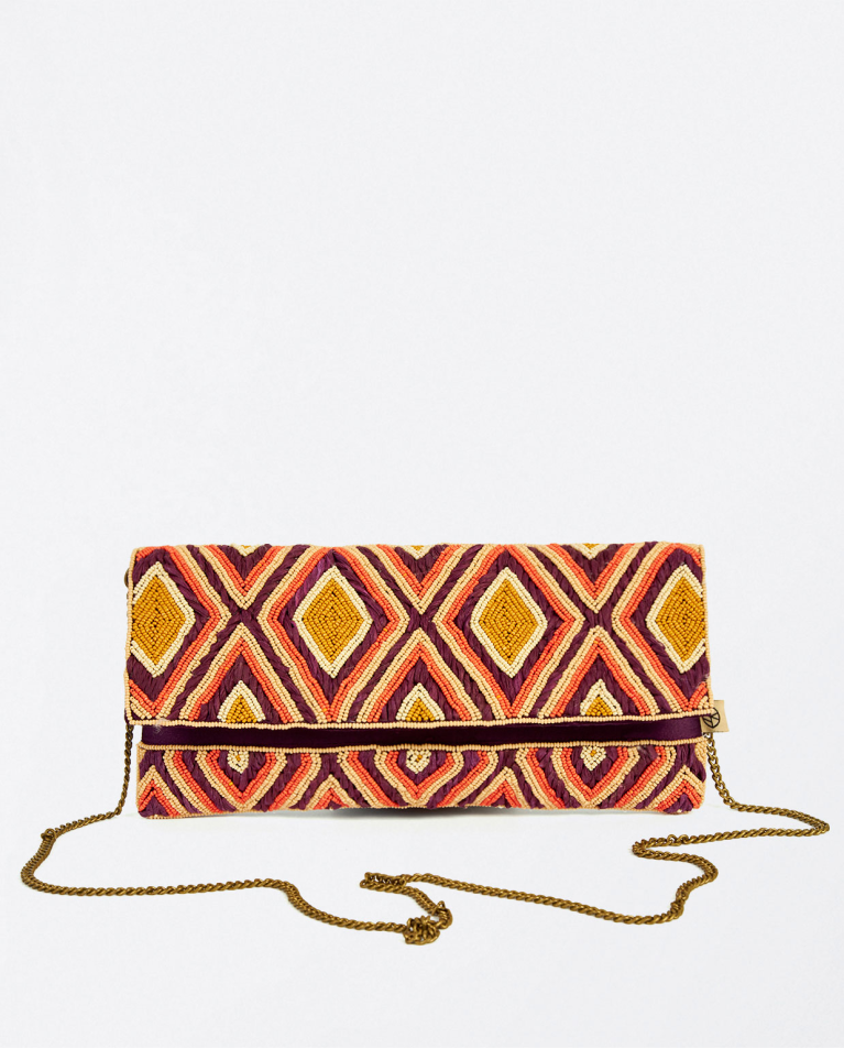 Clutch beaded y rafia Granate