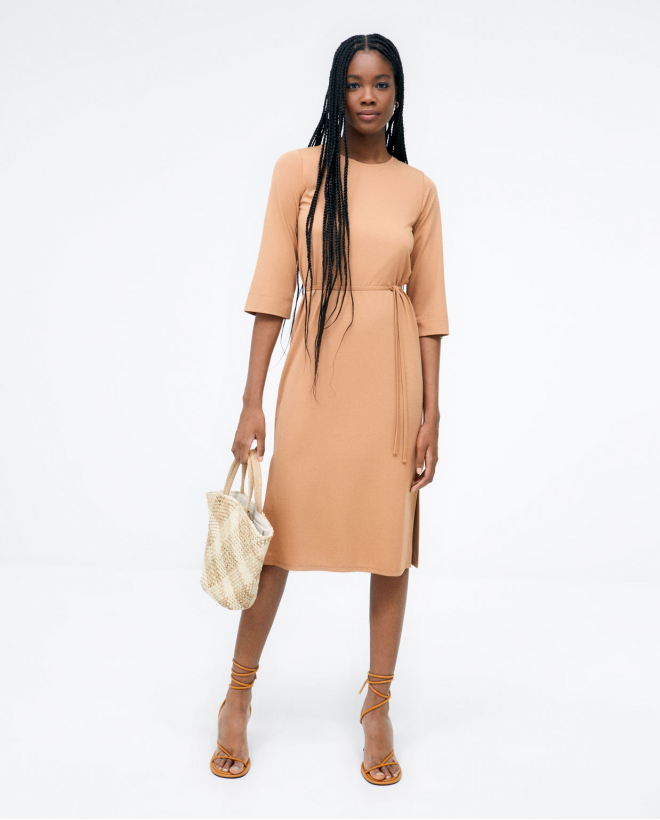 Knotted midi dress. 3 4...