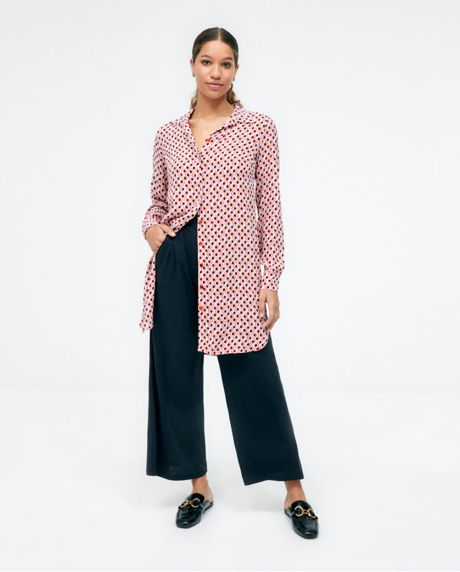 Long sleeve long shirt. Red