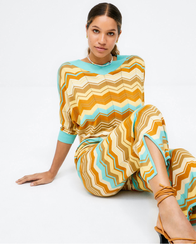Straight knitted long...