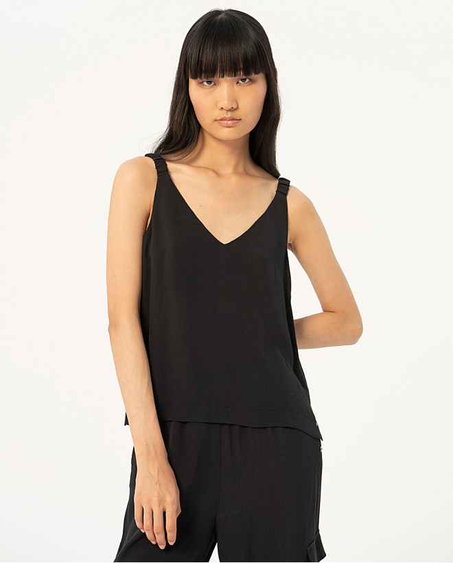 Camiseta crepe de tirantes lisa Negro