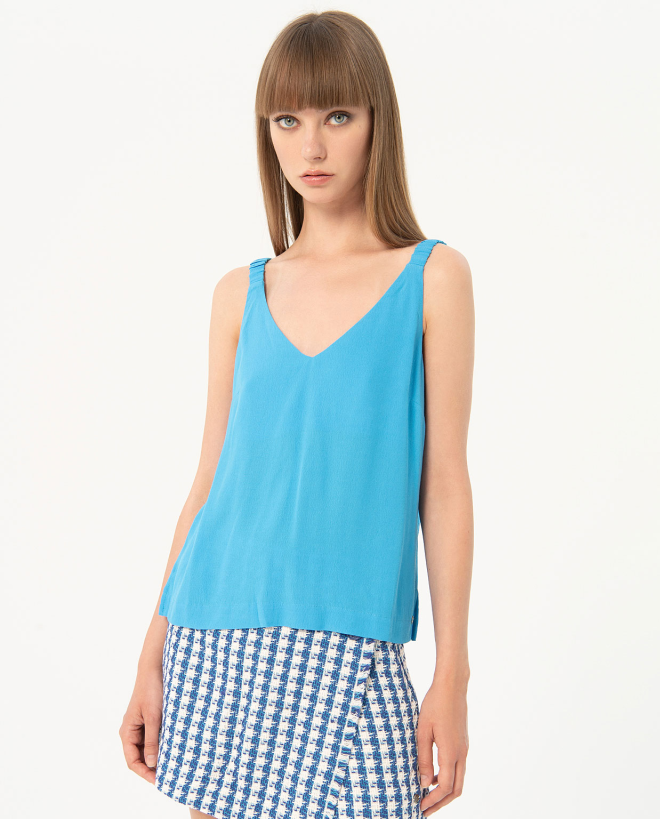 Camiseta crepe de tirantes lisa Azul