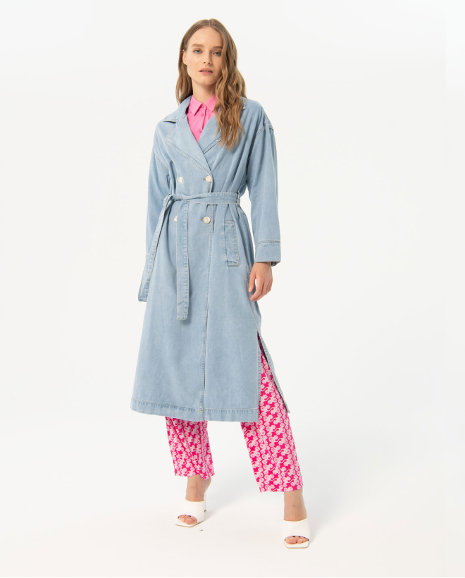 Trench denim tono claro Azul celeste