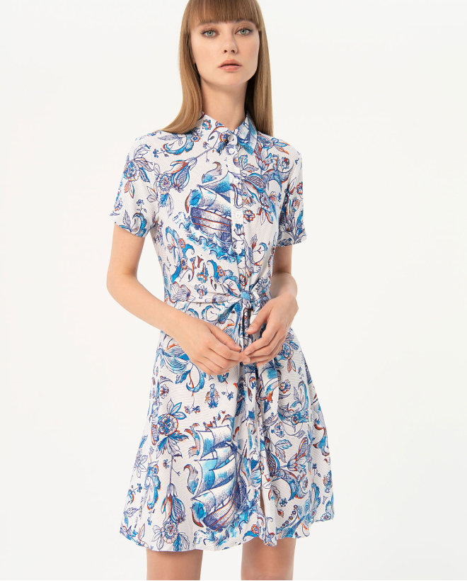 Vestido corto camisero estampado Azul