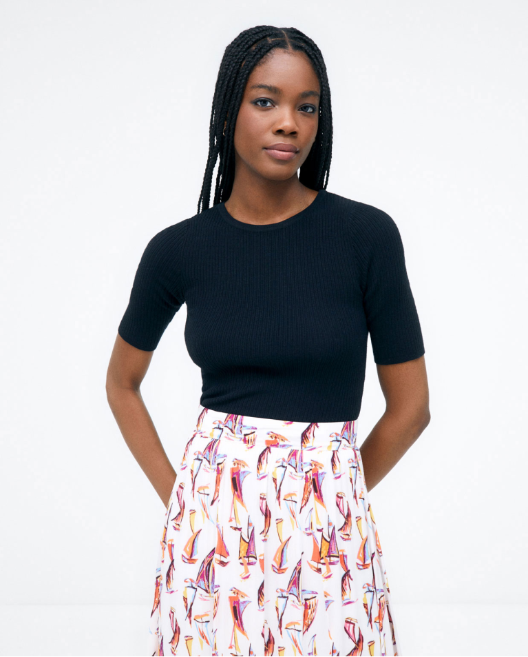 Falda midi con abertura lateral. Estampada Multi