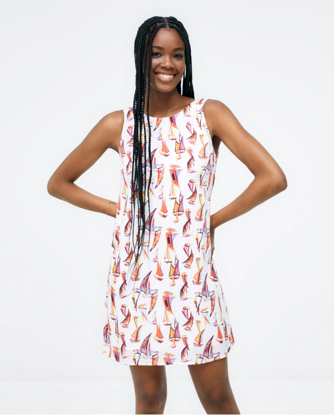 Vestido curto com franzido...