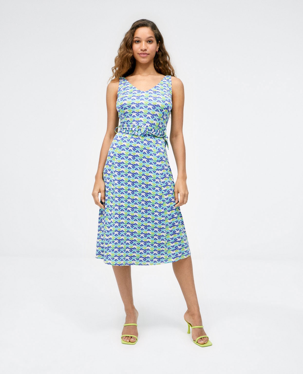 Vestido midi com decote em V e cinto Azul