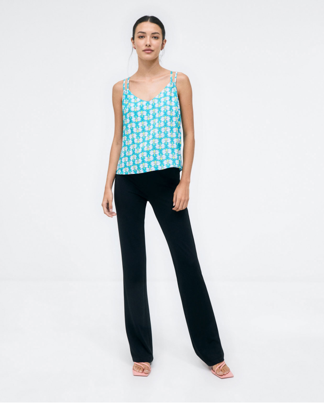 T-shirt with double straps. Turquoise