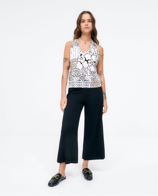 Crossed back T-shirt. Off White