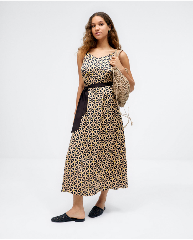 Vestido midi tirantes y...