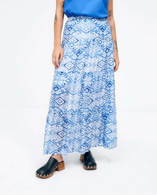 Long skirt with ruffles. e print Blue