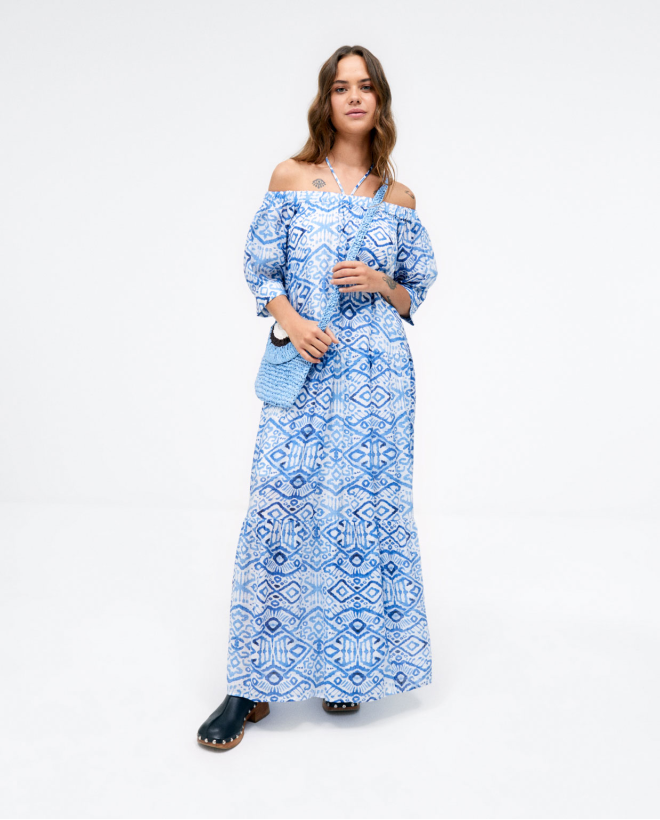 Vestido amplo ombros...