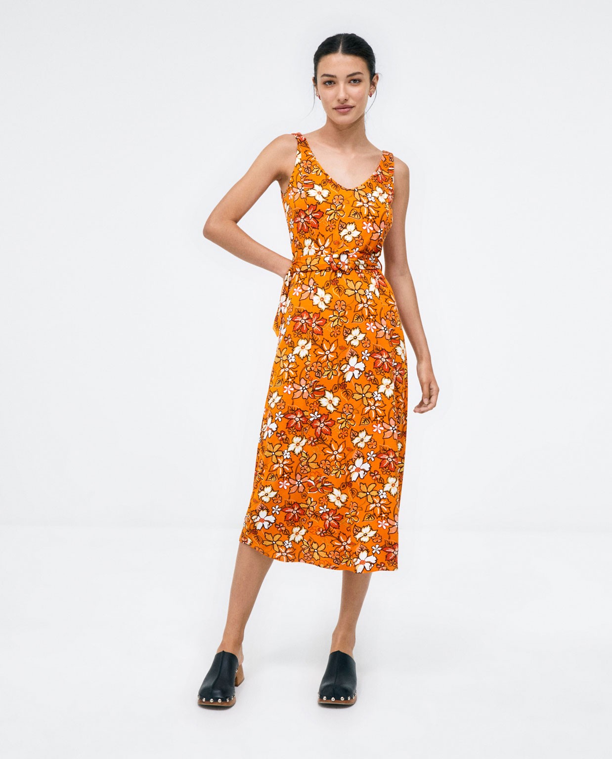 Vestido midi de alças com cinto Laranja