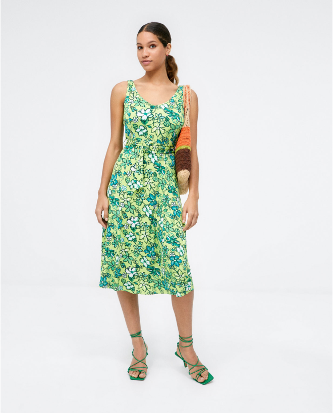 Midi straps dress. Elastic. Green