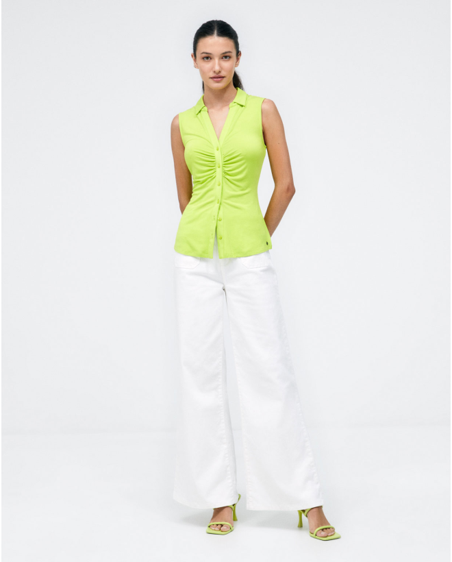Gathe sleeveless shirt. Elastic. Acid green