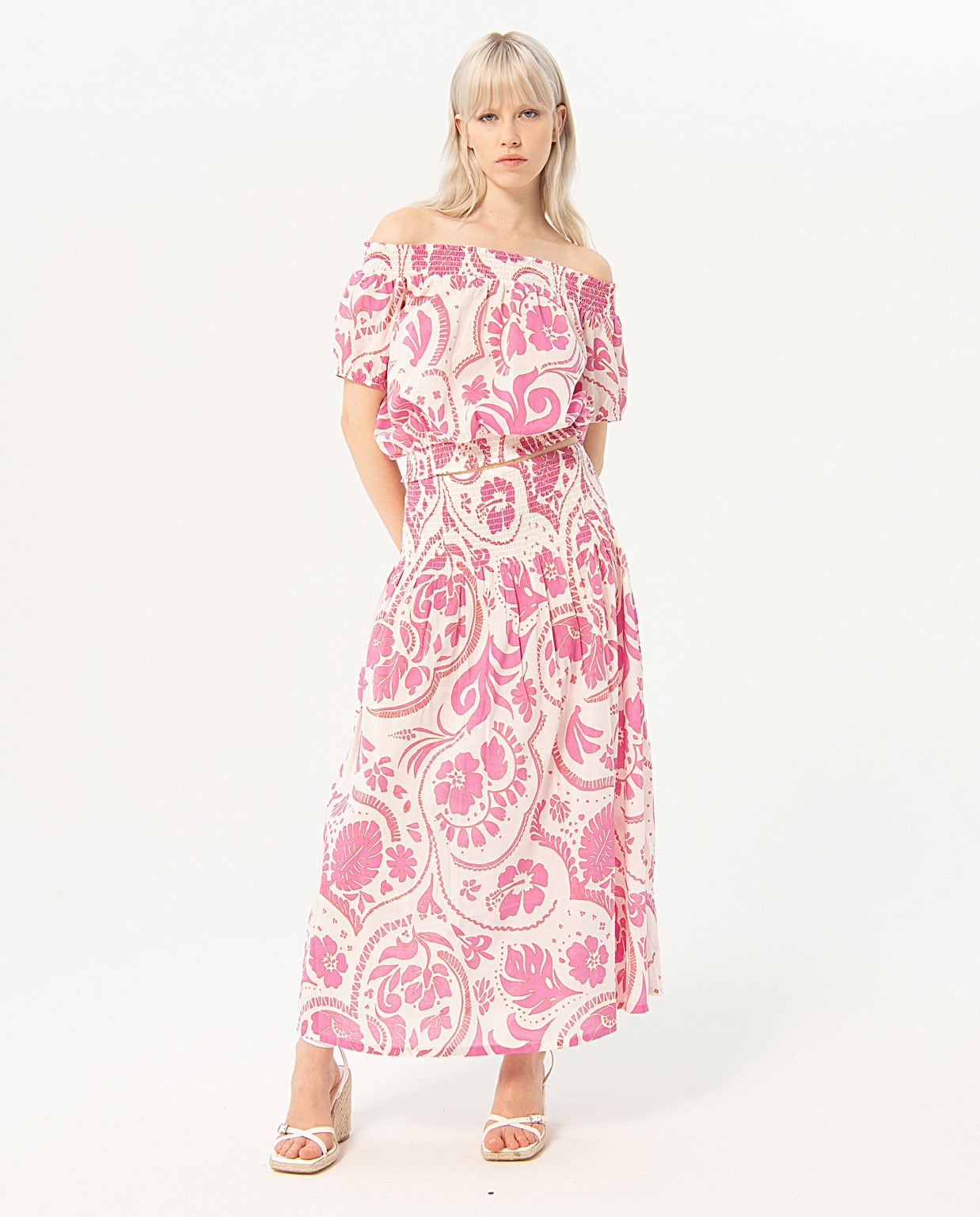 Long skirt with gathered elastic waistband Fuchsia