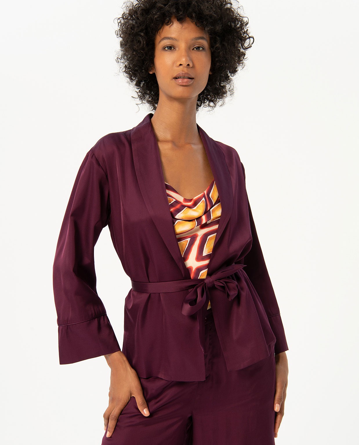 Chaqueta kimono satinada lisa Granate