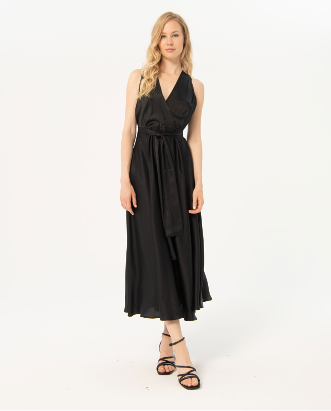 Vestido satinado largo y cruzado liso Negro