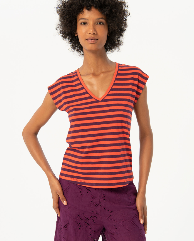 Camiseta algodón cuello V a rayas Granate