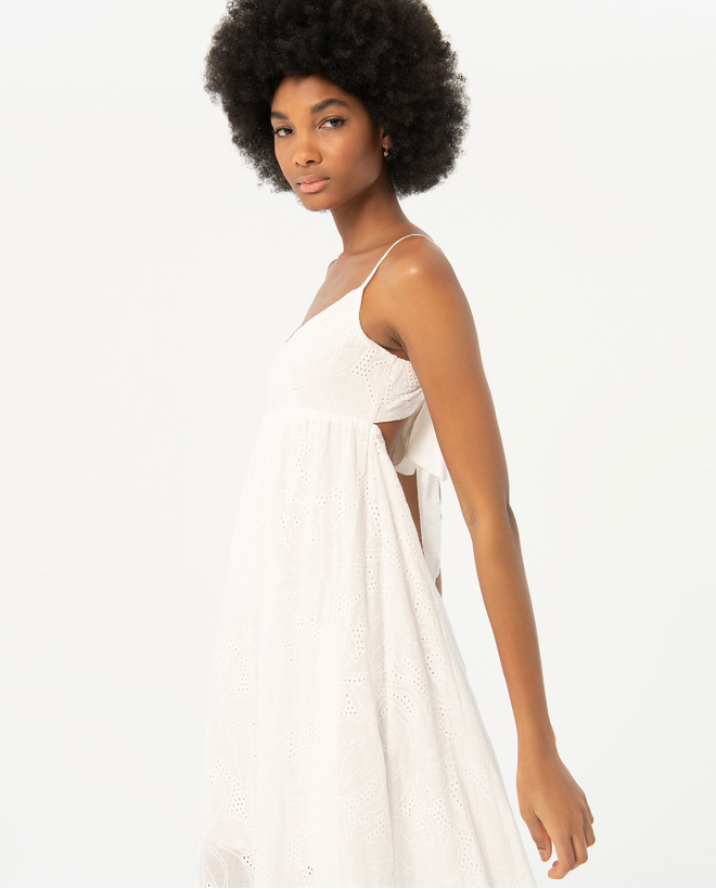 Vestido largo con bordado y calado liso Blanco
