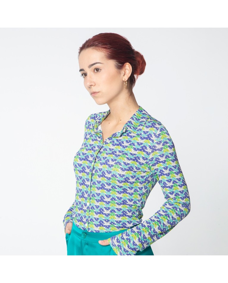 Camisa manga larga. Elástica. Estampado Azul