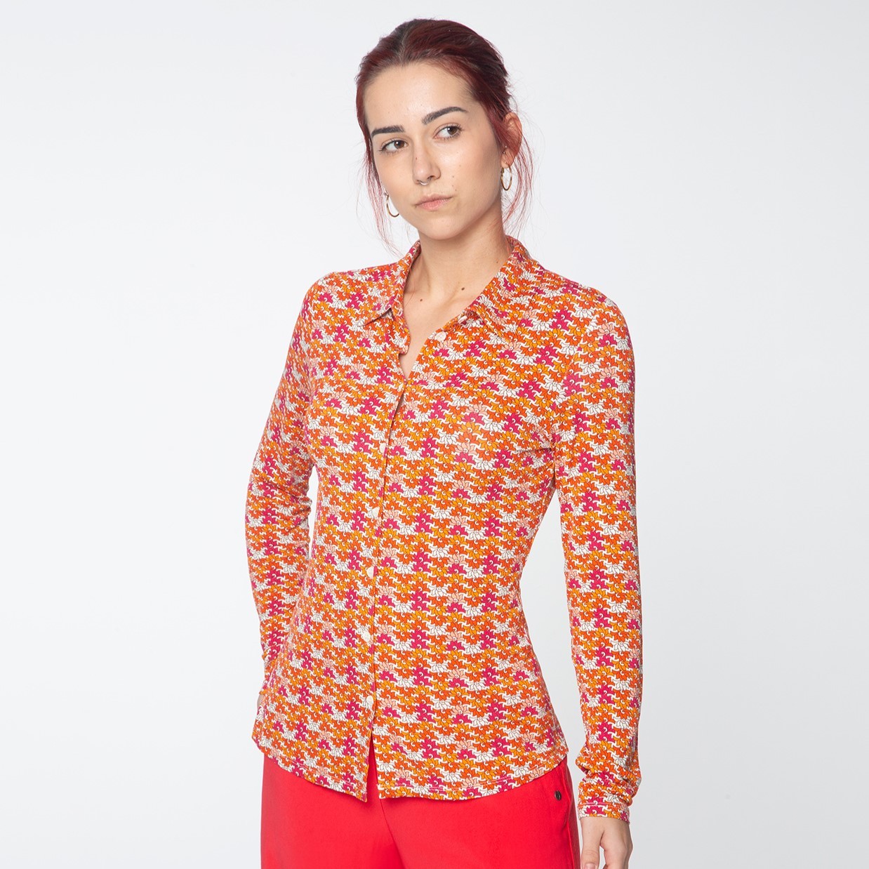 Camisa manga larga. Elástica. Estampado Naranja