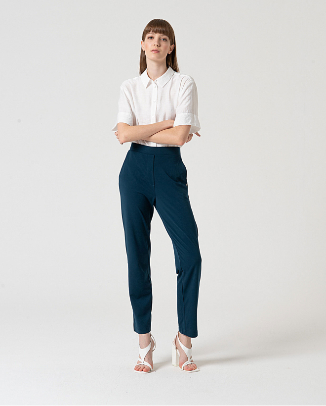 MU:Straight skinny pants...