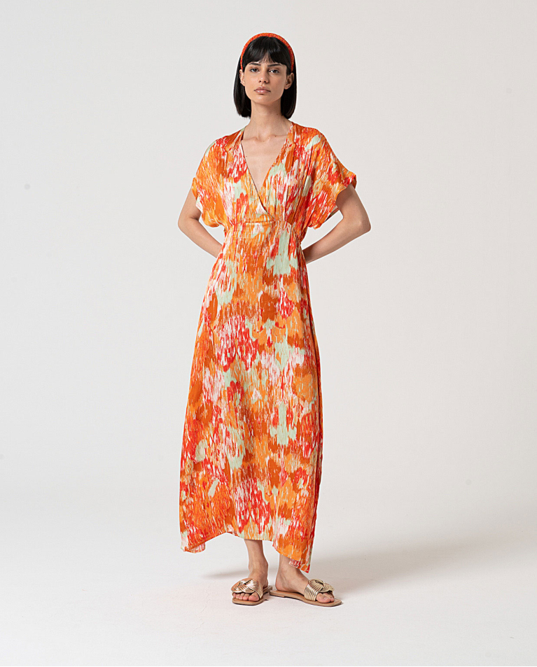 MU: Vestido midi. mangas kimono Multi