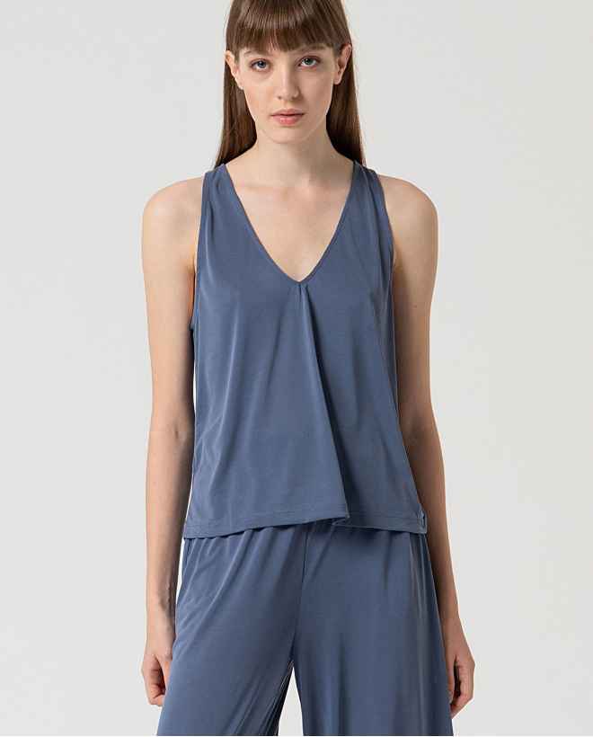MU: Top escote pico Indigo