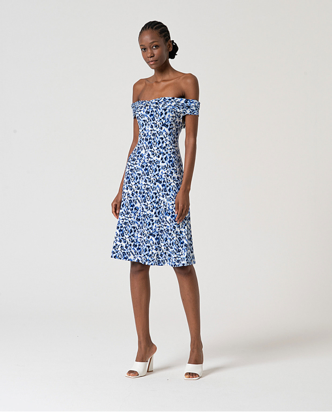 MU:Short off-shoulder dress Blue