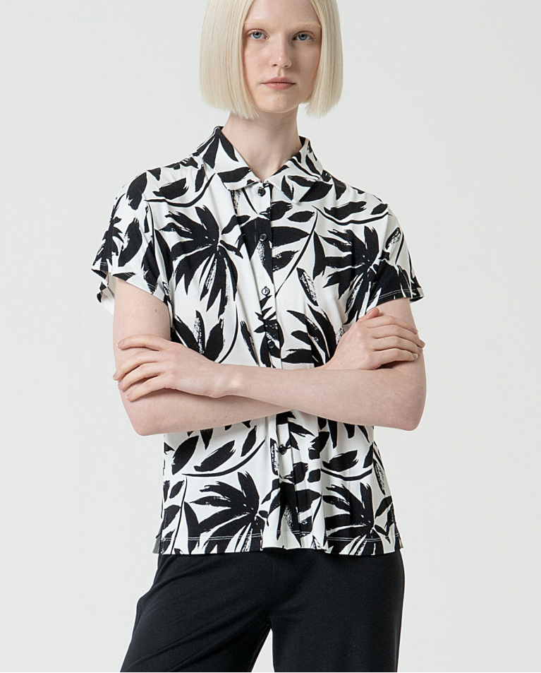 MU:Short sleeve shirt Black