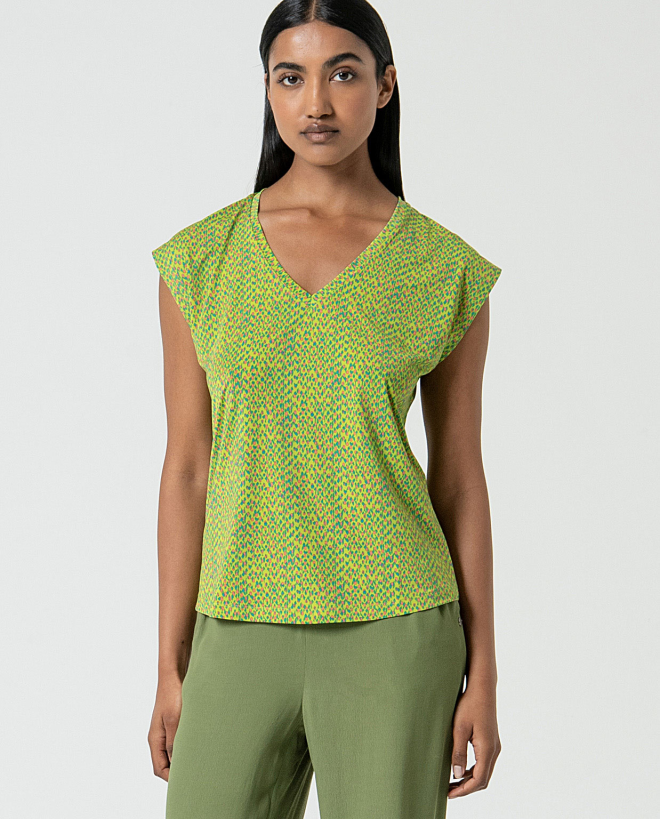 MU: Camiseta con escote en V Verde acido