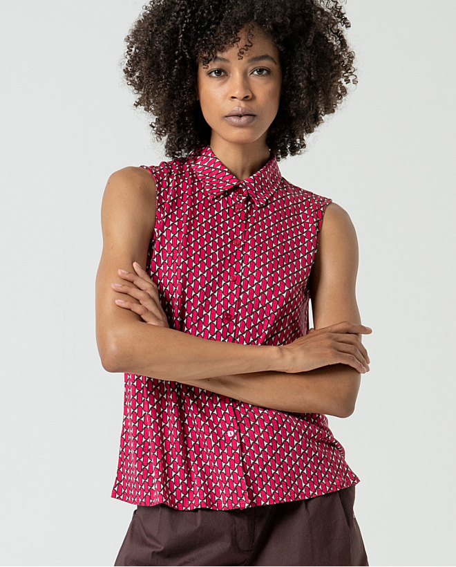 MU: Camisa sin mangas Fucsia