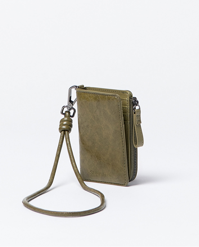Cartera pequeña craquelada con asa Kaki
